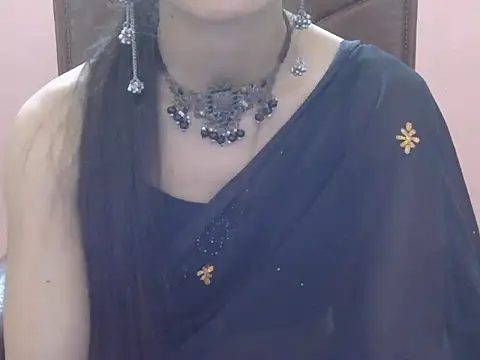 Snapshot of Lovely_Ananta chatting on 05.22.26 Lovely Ananta online show from 05.22.26