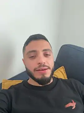 Snapshot of SoftAmjad chatting on 04.18.26 SoftAmjad online show from 04.18.26