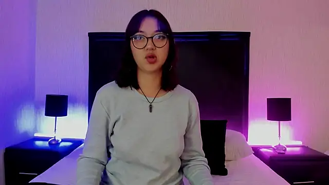 LilithBluum online show from 04.04.26