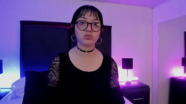 Snapshot of LilithBluum chatting on 06.03.26 LilithBluum online show from 06.03.26