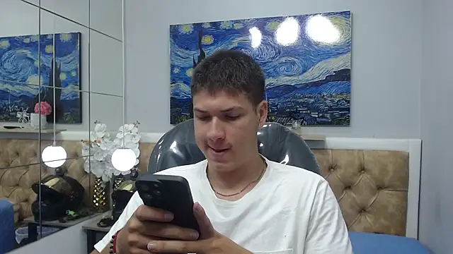 Snapshot of AlessandroFranco chatting on 06.02.26 AlessandroFranco online show from 06.02.26