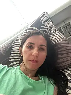 Oliviyaa kiss  online show from 03.16.26