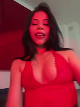 Snapshot of MiaReidd chatting on 03.22.26 MiaReidd online show from 03.22.26