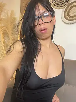 Snapshot of Queen_Chanel_XXX chatting on 04.30.26 Queen Chanel XXX online show from 04.30.26