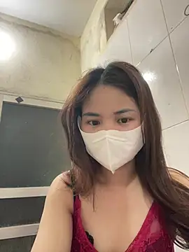 Emma 2603 online show from 04.11.26