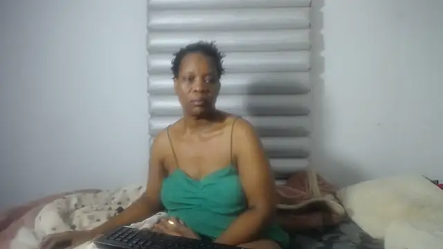 Snapshot of JoycyQueen chatting on 05.02.26 JoycyQueen online show from 05.02.26