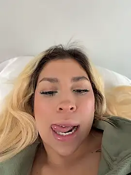 mxmxee online show from 04.11.26