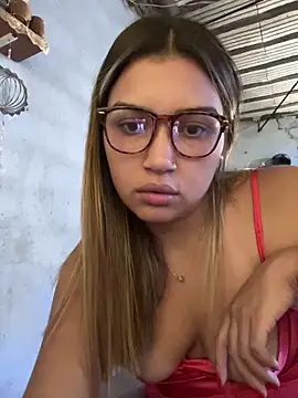 Snapshot of miicbebita chatting on 03.26.26 miicbebita online show from 03.26.26