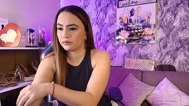 Katalina Alvarezz online show from 05.06.26