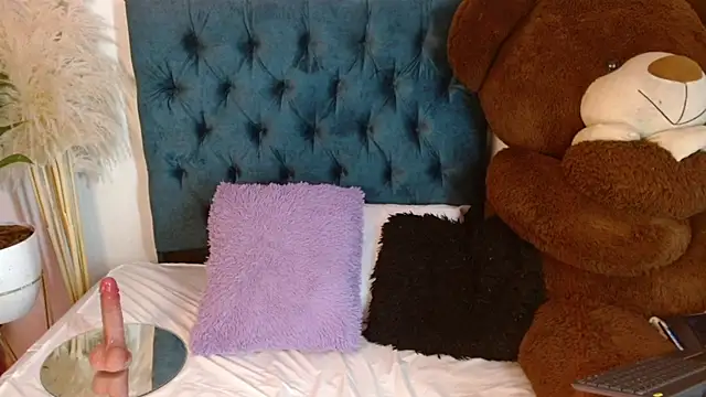 Rebeldana online show from 04.18.26