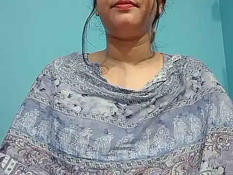 Emma 4433 online show from 04.25.26