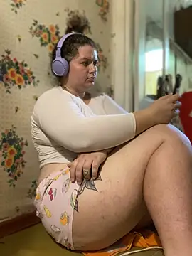 Nenssy555 online show from 07.02.26