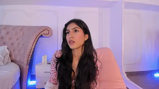 LucianaBlanco  online show from 06.15.26