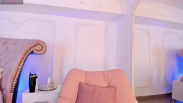 LucianaBlanco  online show from 06.18.26