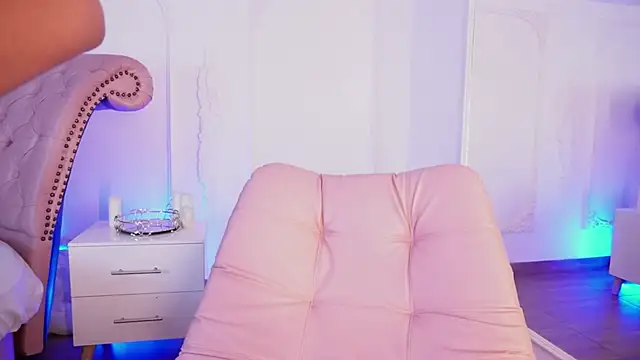 LucianaBlanco  online show from 07.05.26