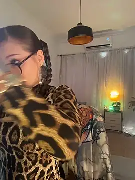 Snapshot of Tallulah_Kinky chatting on 05.20.26 Tallulah Kinky online show from 05.20.26