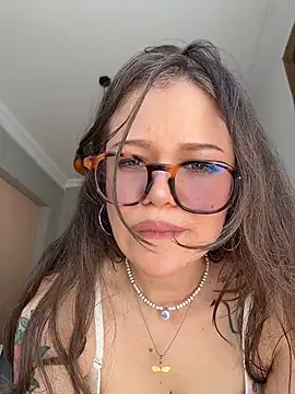 Snapshot of Tallulah_Kinky chatting on 07.28.26 Tallulah Kinky online show from 07.28.26