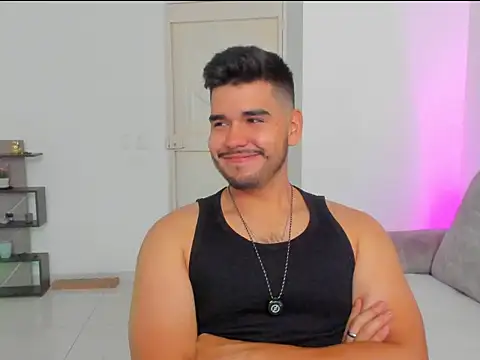 LatinBeardCali online show from 03.19.26