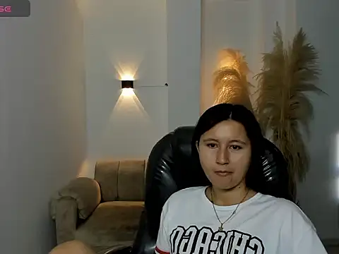 isabella grace18 online show from 04.20.26