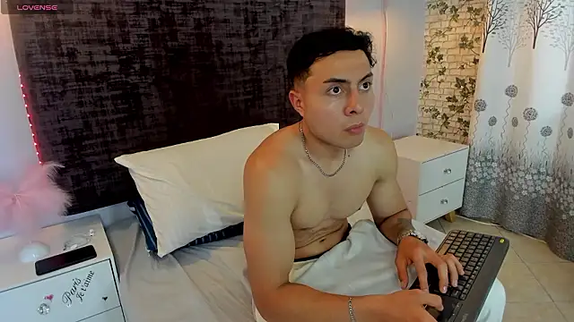 baby west online show from 03.11.26