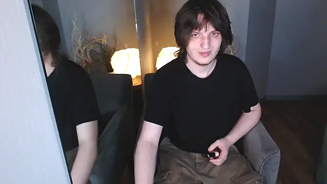 Snapshot of delalex chatting on 05.16.26 delalex online show from 05.16.26