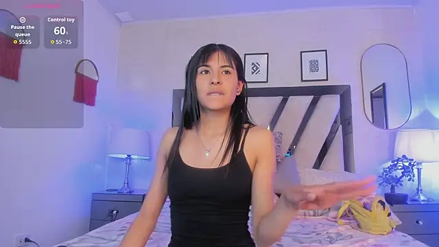 Violettaa Stone online show from 04.17.26