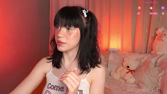 Snapshot of lisa_sunny_ chatting on 07.05.26 lisa sunny online show from 07.05.26