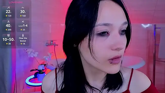 Snapshot of DarcyBlackwood chatting on 06.17.26 DarcyBlackwood online show from 06.17.26