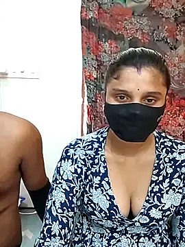 Snapshot of Telugucouple1431 chatting on 06.14.26 Telugucouple1431 online show from 06.14.26