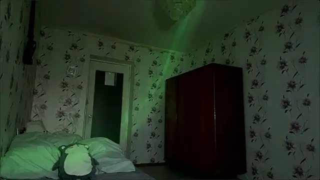 AnnaWasp online show from 03.16.26