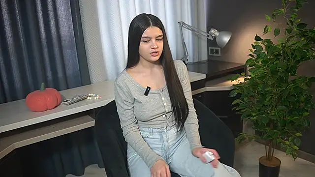 DevoraHondel online show from 03.12.26