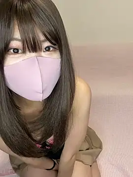 Snapshot of ichigonoiichan chatting on 03.27.26 ichigonoiichan online show from 03.27.26