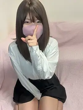 Snapshot of ichigonoiichan chatting on 04.02.26 ichigonoiichan online show from 04.02.26