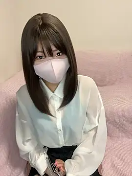 Snapshot of ichigonoiichan chatting on 04.08.26 ichigonoiichan online show from 04.08.26