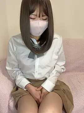 Snapshot of ichigonoiichan chatting on 05.14.26 ichigonoiichan online show from 05.14.26