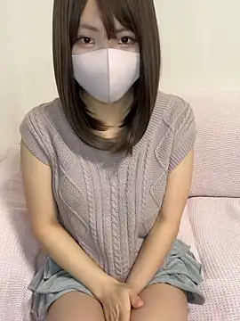 Snapshot of ichigonoiichan chatting on 05.14.26 ichigonoiichan online show from 05.14.26