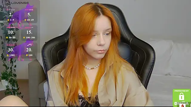 Snapshot of Rachel_lips chatting on 06.17.26 Rachel lips online show from 06.17.26