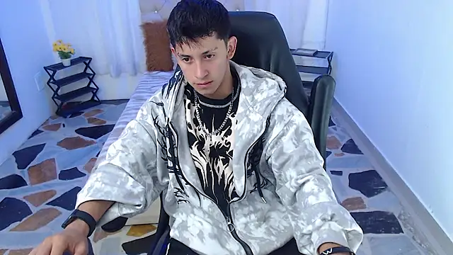 Kei 23 online show from 04.06.26