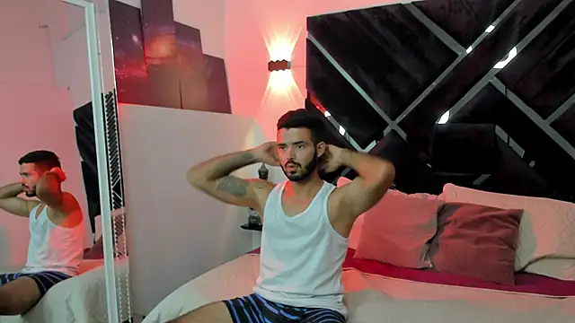 Snapshot of quilliam_voss chatting on 03.16.26 quilliam voss online show from 03.16.26