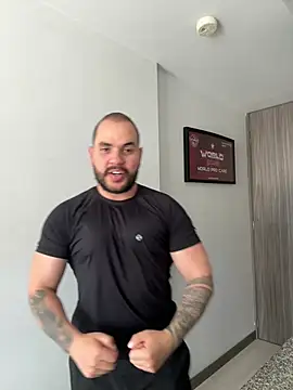 Axel Dominus online show from 05.18.26