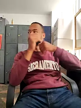 Oliver bigblack cock online show from 04.08.26