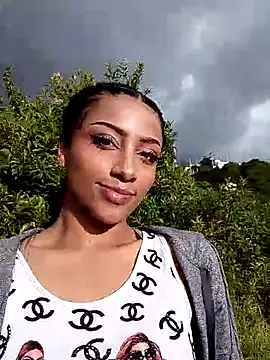 Snapshot of KattyBerryX chatting on 07.31.26 KattyBerryX online show from 07.31.26