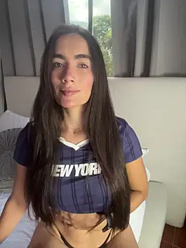 Evacrox online show from 04.14.26