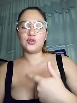 Snapshot of Brittany_G chatting on 03.18.26 Brittany G online show from 03.18.26