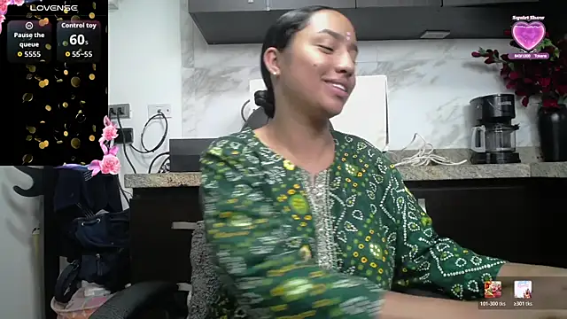 Snapshot of shakti_moumita chatting on 07.28.26 shakti moumita online show from 07.28.26