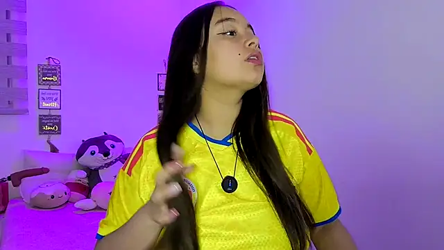 cherry valeria online show from 07.04.26