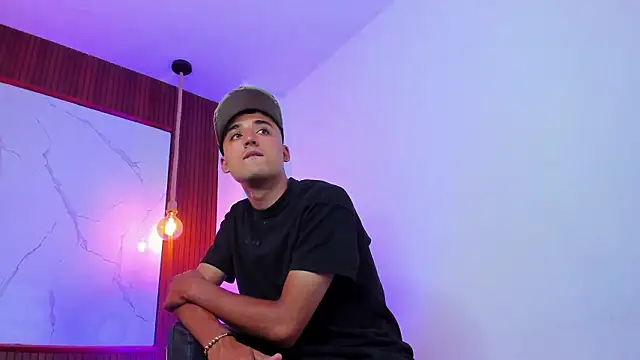 Hadrian Torres online show from 03.12.26