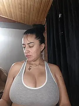 Alexandrina online show from 10.28.25