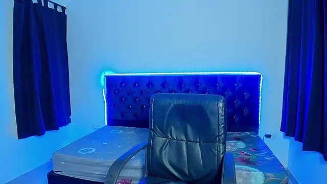 Josy 11 online show from 05.25.26