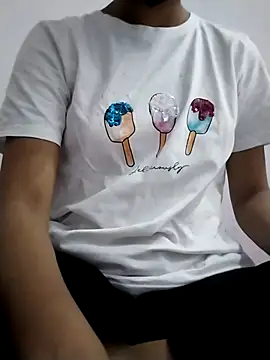 Snapshot of Tasty_Cherry chatting on 04.16.26 Tasty Cherry online show from 04.16.26